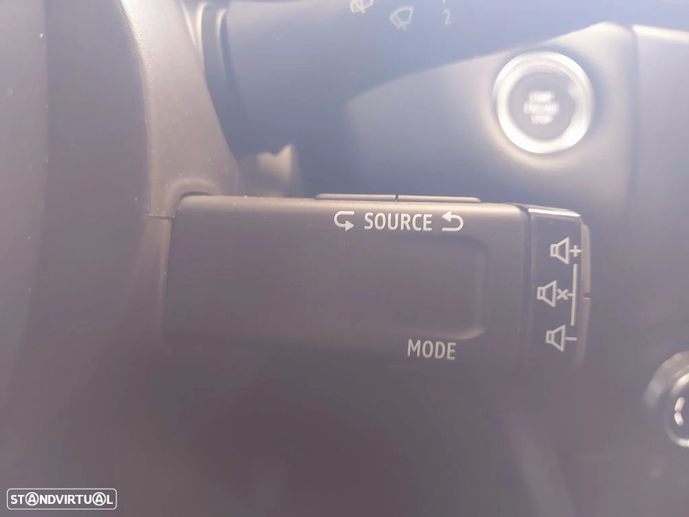 Mitsubishi ASX 1.6 PHEV Intense - 36