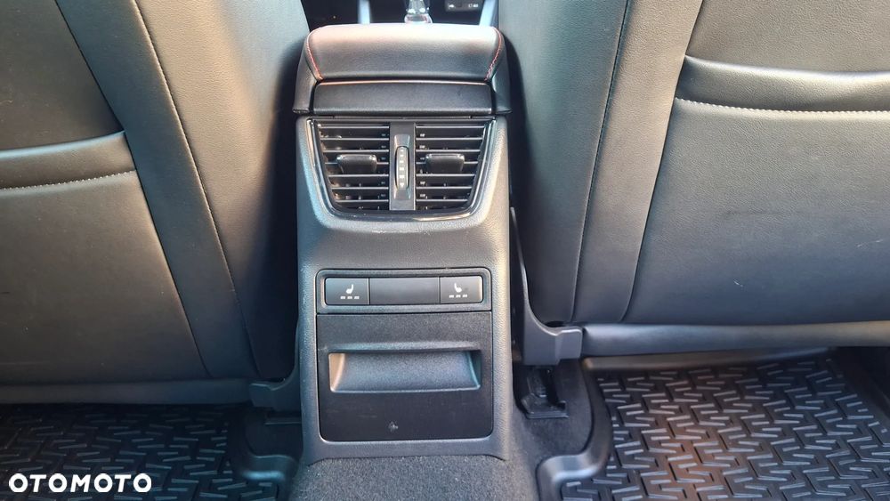Skoda Octavia 2.0 TDI RS - 12