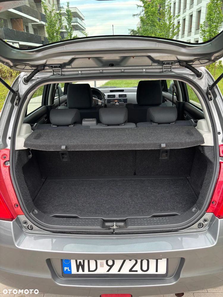 Suzuki Swift - 10