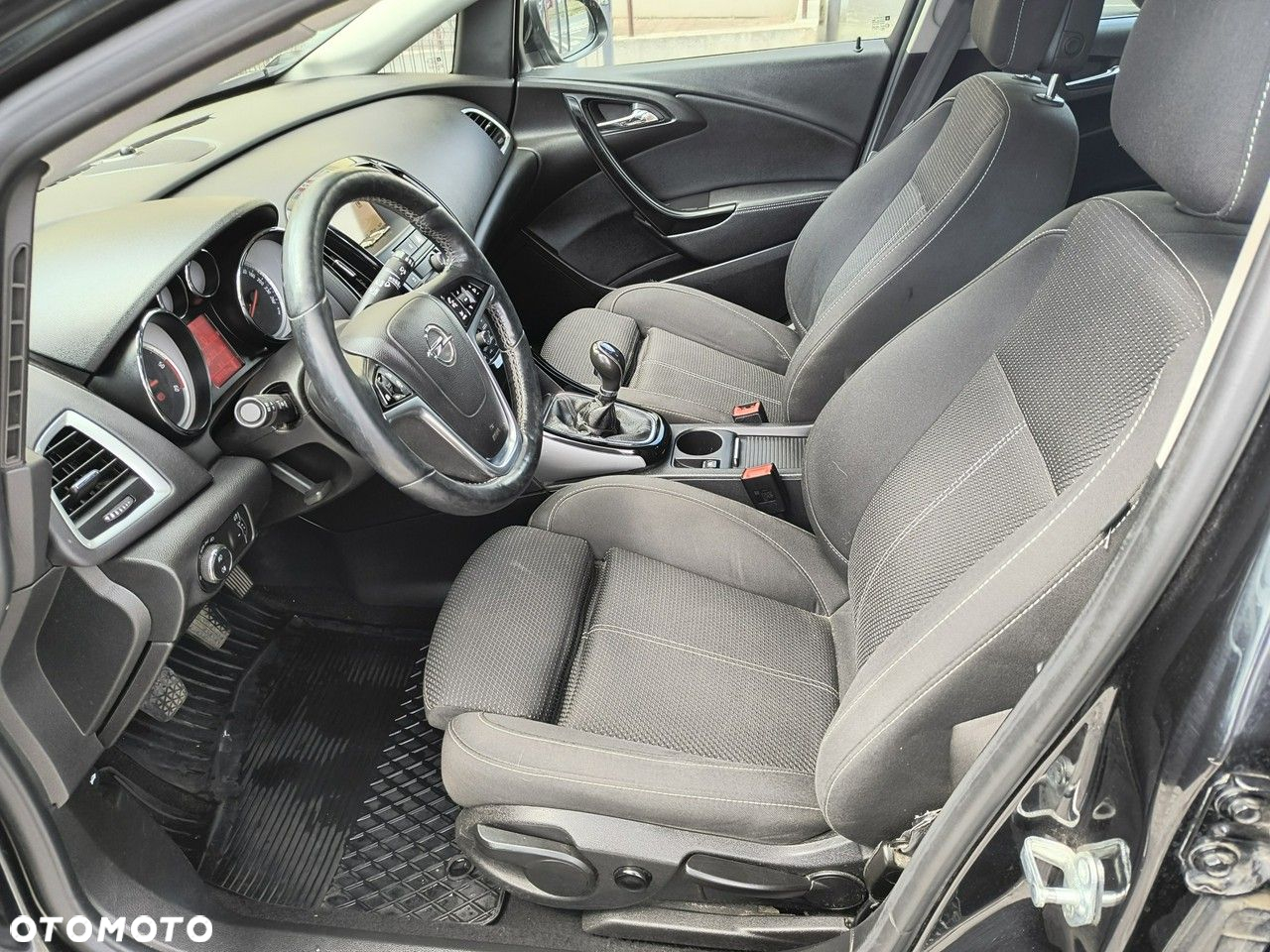 Opel Astra IV 2.0 CDTI Cosmo S&S - 10