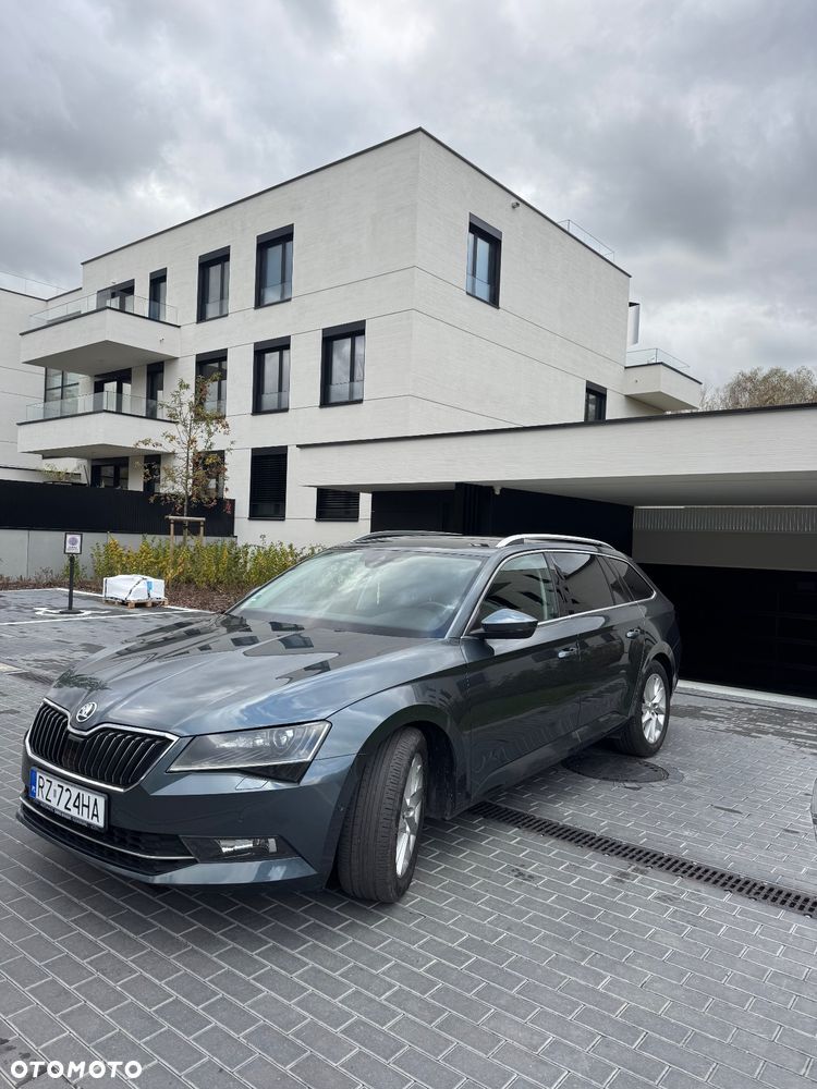 Skoda Superb 2.0 TDI Active DSG - 14