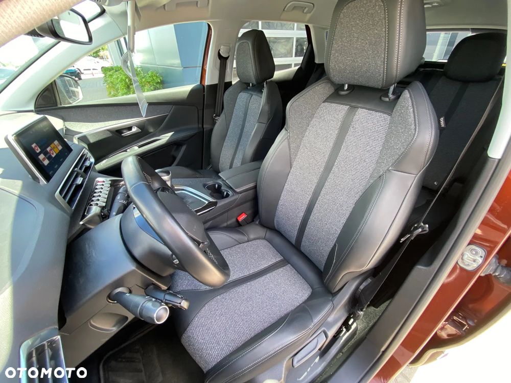 Peugeot 3008 1.2 PureTech GPF Allure S&S - 12
