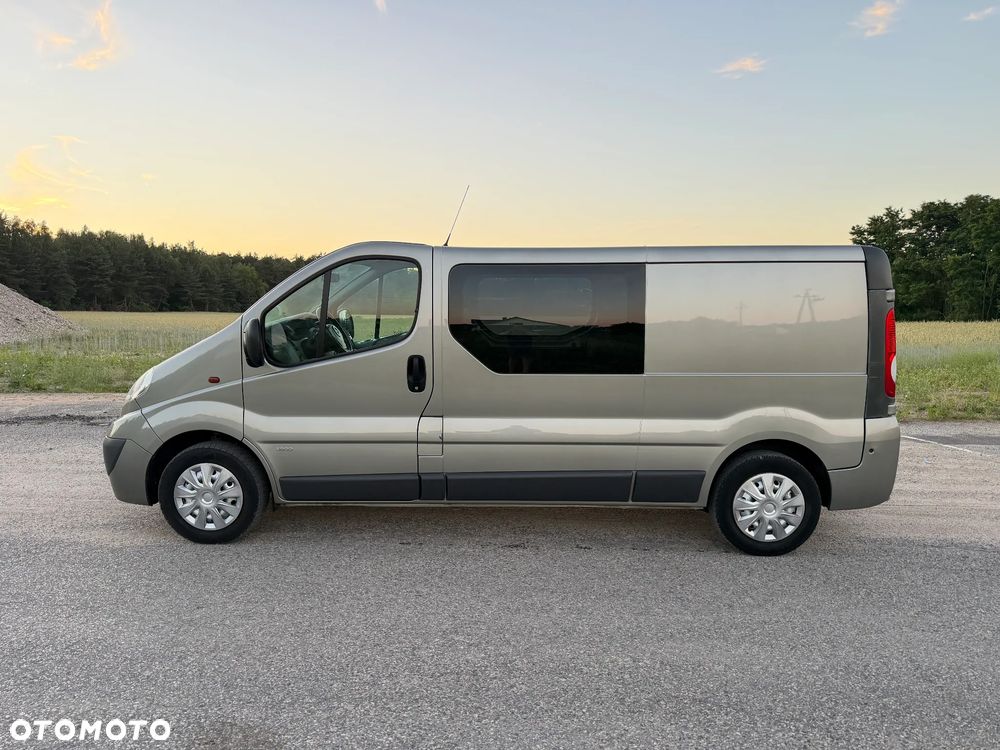 Opel VIVARO*L2H1*klima*2.5 150KM*blaszak*dużo zdjec*ładne auto - 4