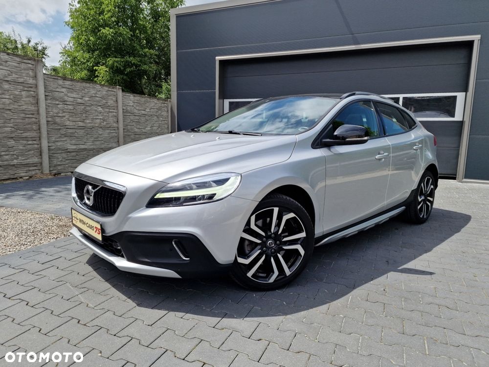 Volvo V40 Cross Country D2 Geartronic Momentum - 3