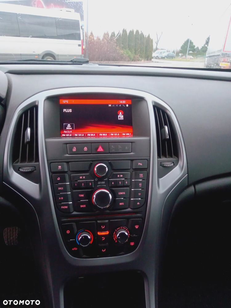 Opel Astra 1.6 Essentia - 13