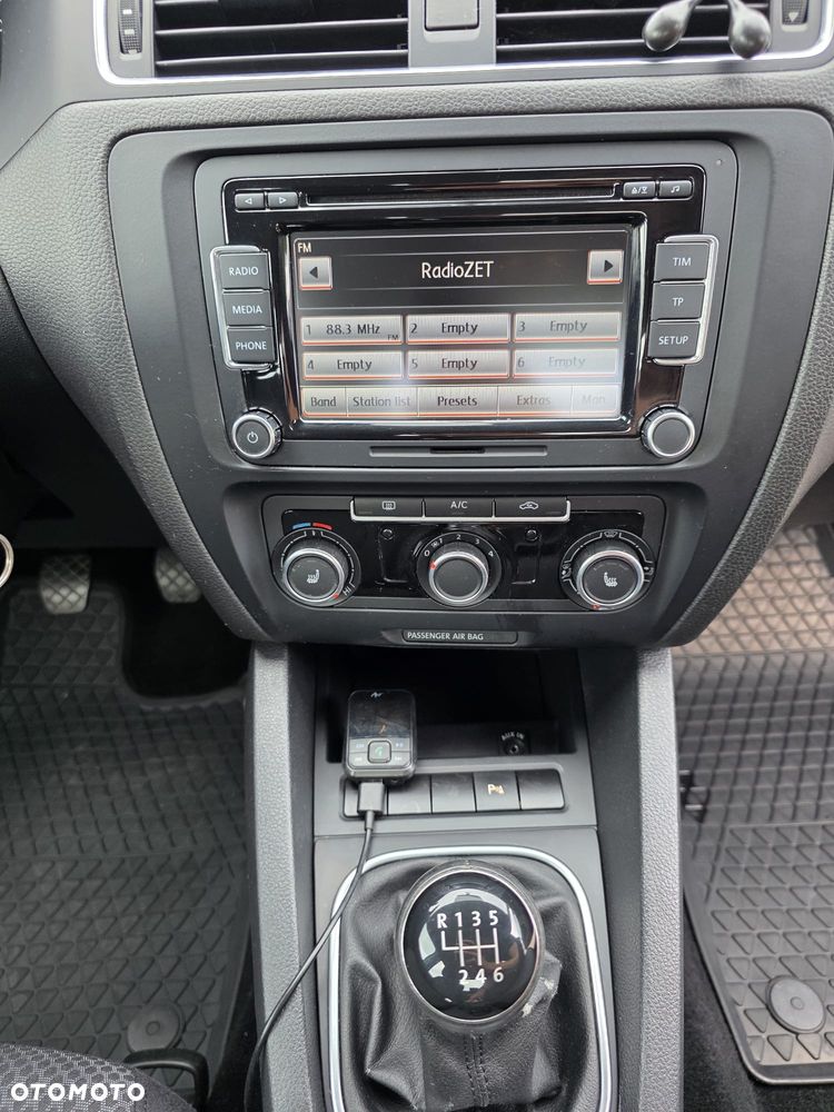 Volkswagen Jetta 1.4 TSI Comfortline - 13