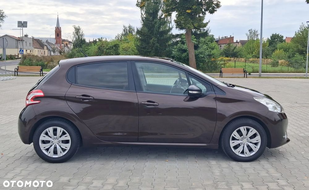 Peugeot 208 95 VTI Active - 8