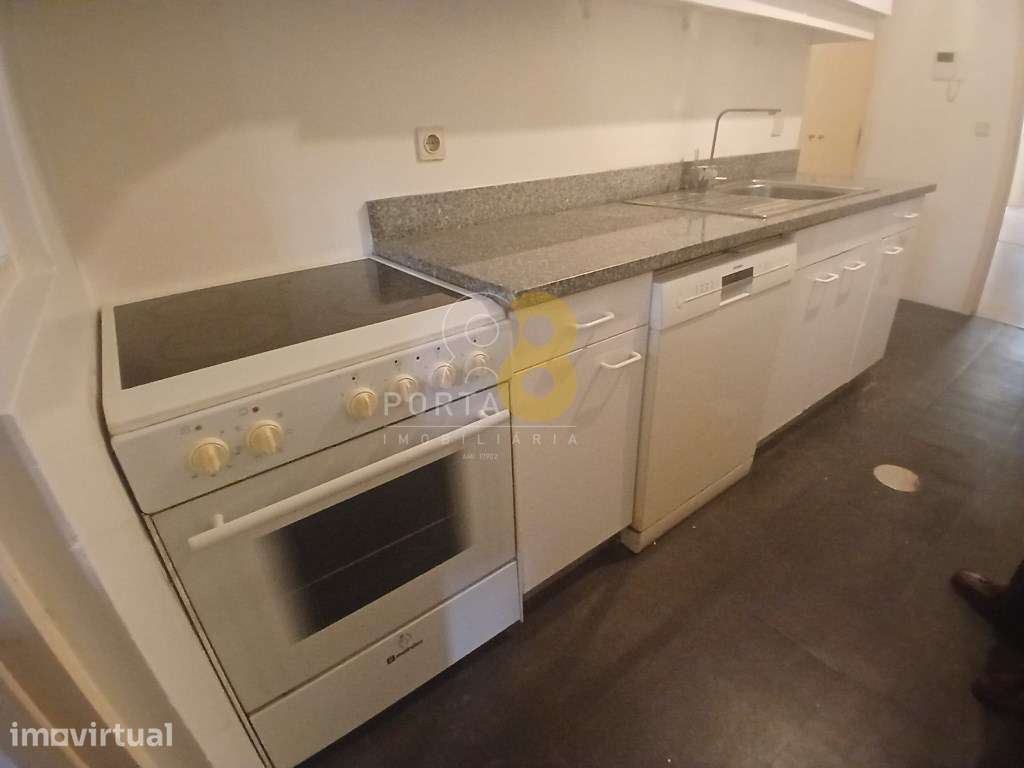 Apartamento T3 com Terraço em Ramalde - Rés do Chão - Grande imagem: 5/33