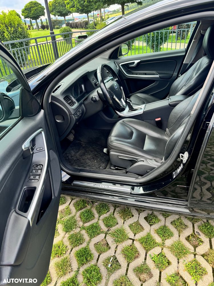 Volvo S60 D2 Basic - 10