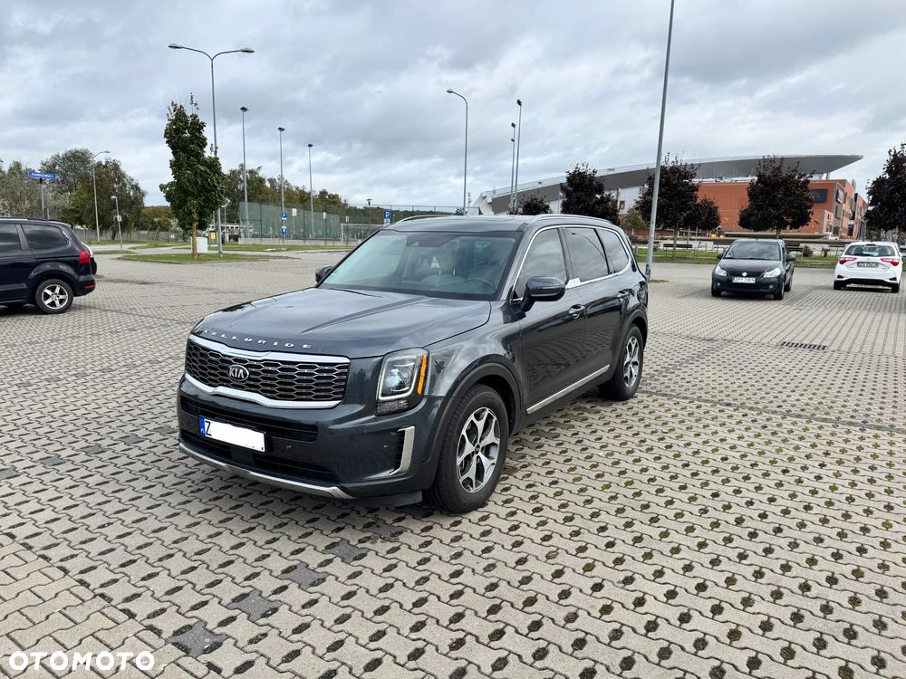 Kia Telluride - 1