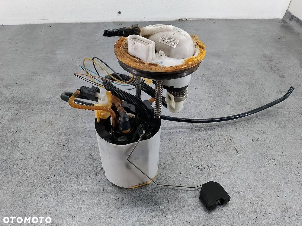 POMPA PALIWA VW PASSAT B6 2.0 FSI - 1