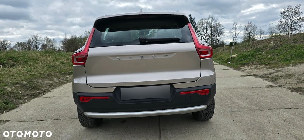 Volvo XC 40 B3 Core - 4