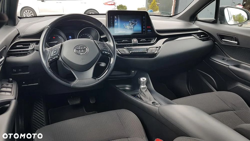 Toyota C-HR - 21