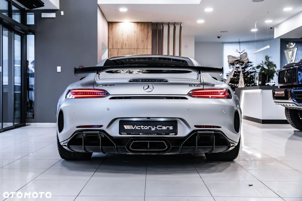 Mercedes-Benz AMG GT R - 17