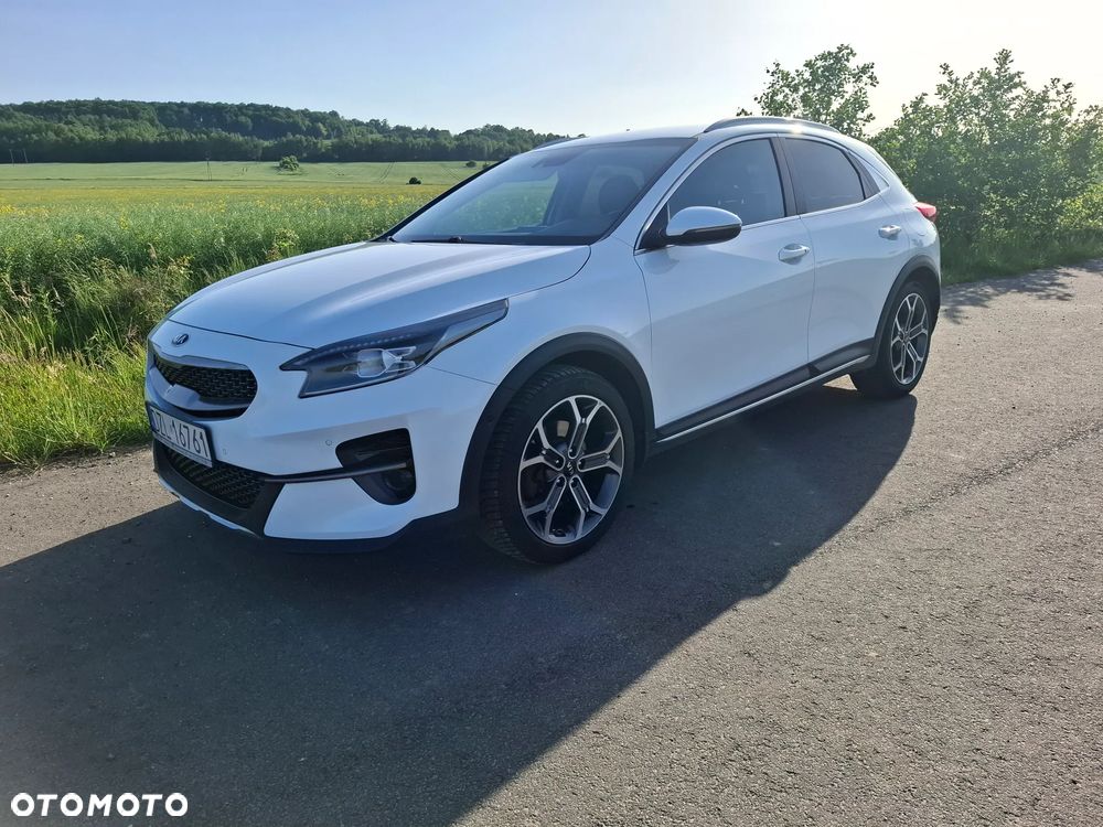 Kia XCeed 1.6 CRDi mHEV L Business Line DCT - 1