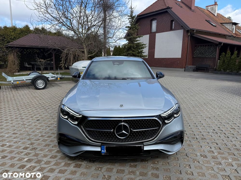 Mercedes-Benz Klasa E 220 d 4-Matic - 3