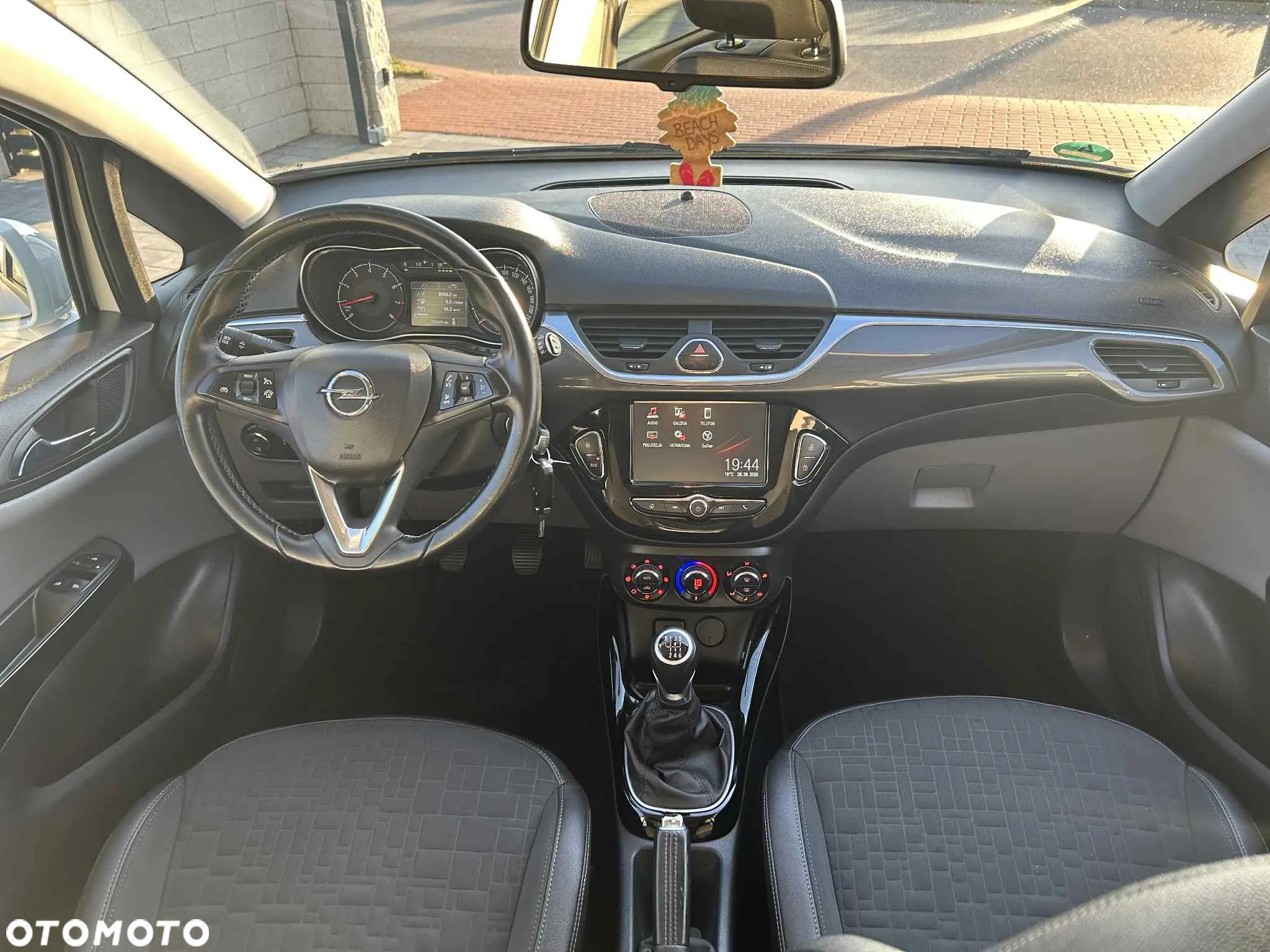 Opel Corsa 1.4 T Enjoy S&S - 13