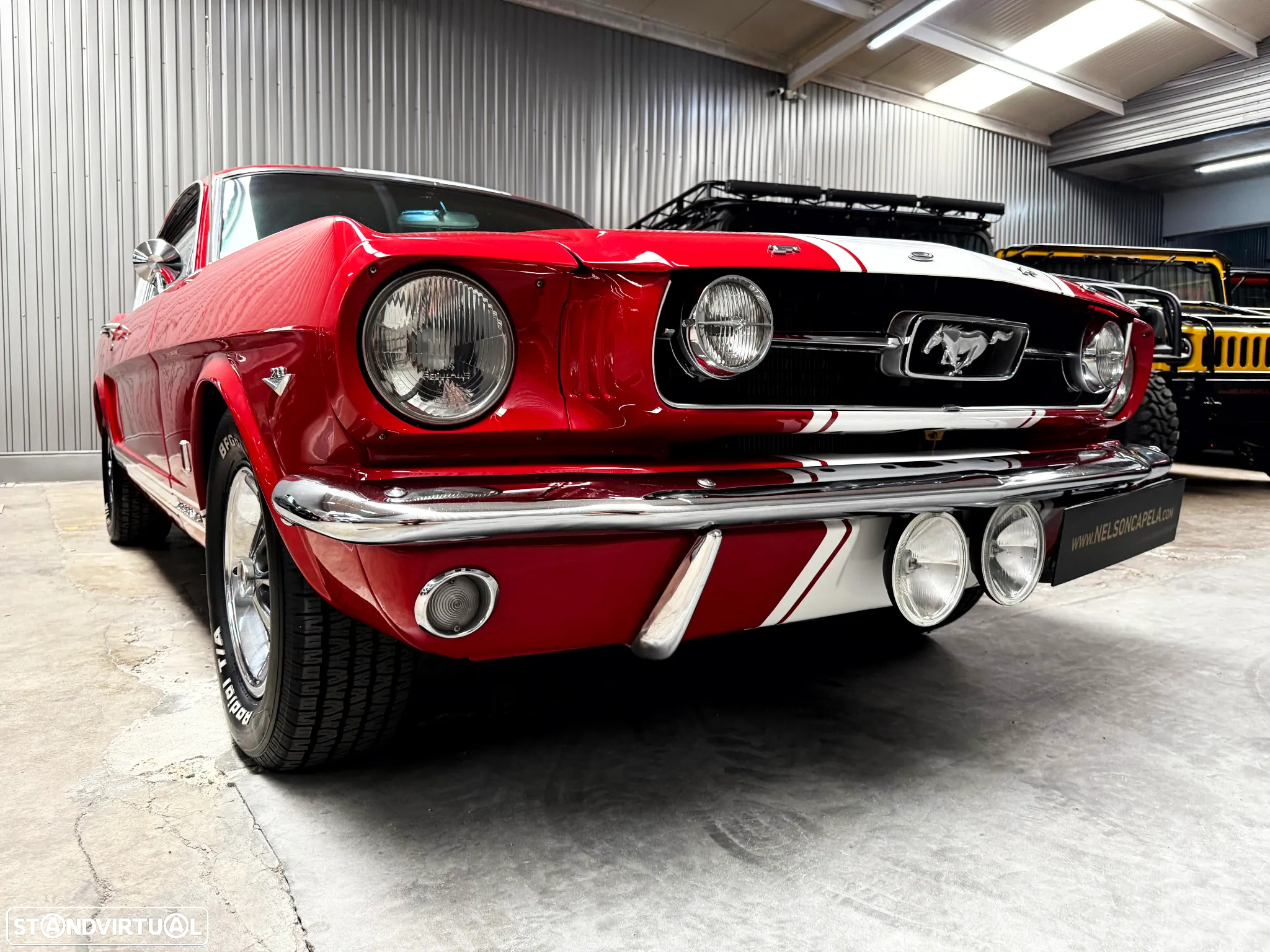 Ford Mustang - 13