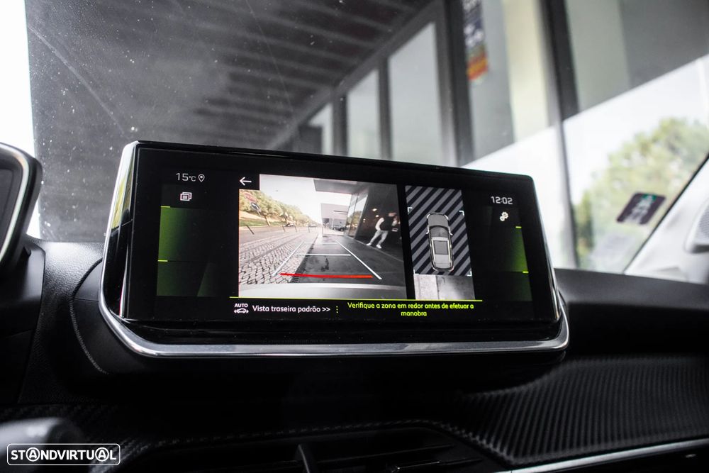 Peugeot 2008 1.5 BlueHDi Allure EAT8 - 44