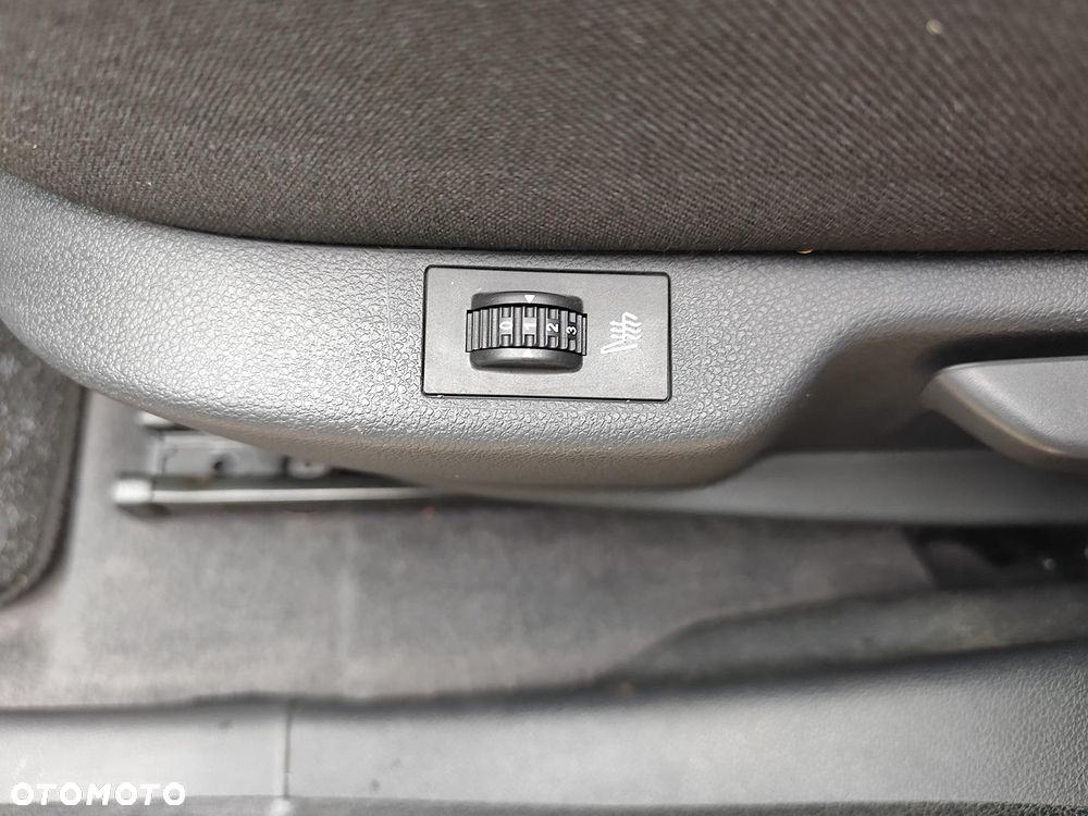 Peugeot 5008 HDI FAP 150 Family Plus - 29