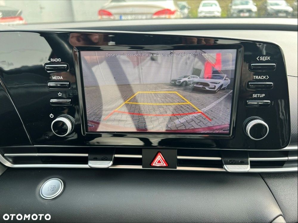 Hyundai Elantra 1.6 Smart - 20