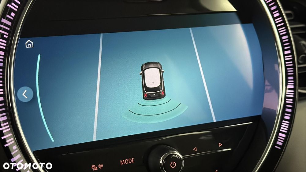 MINI Cooper SE Classic Trim - 23