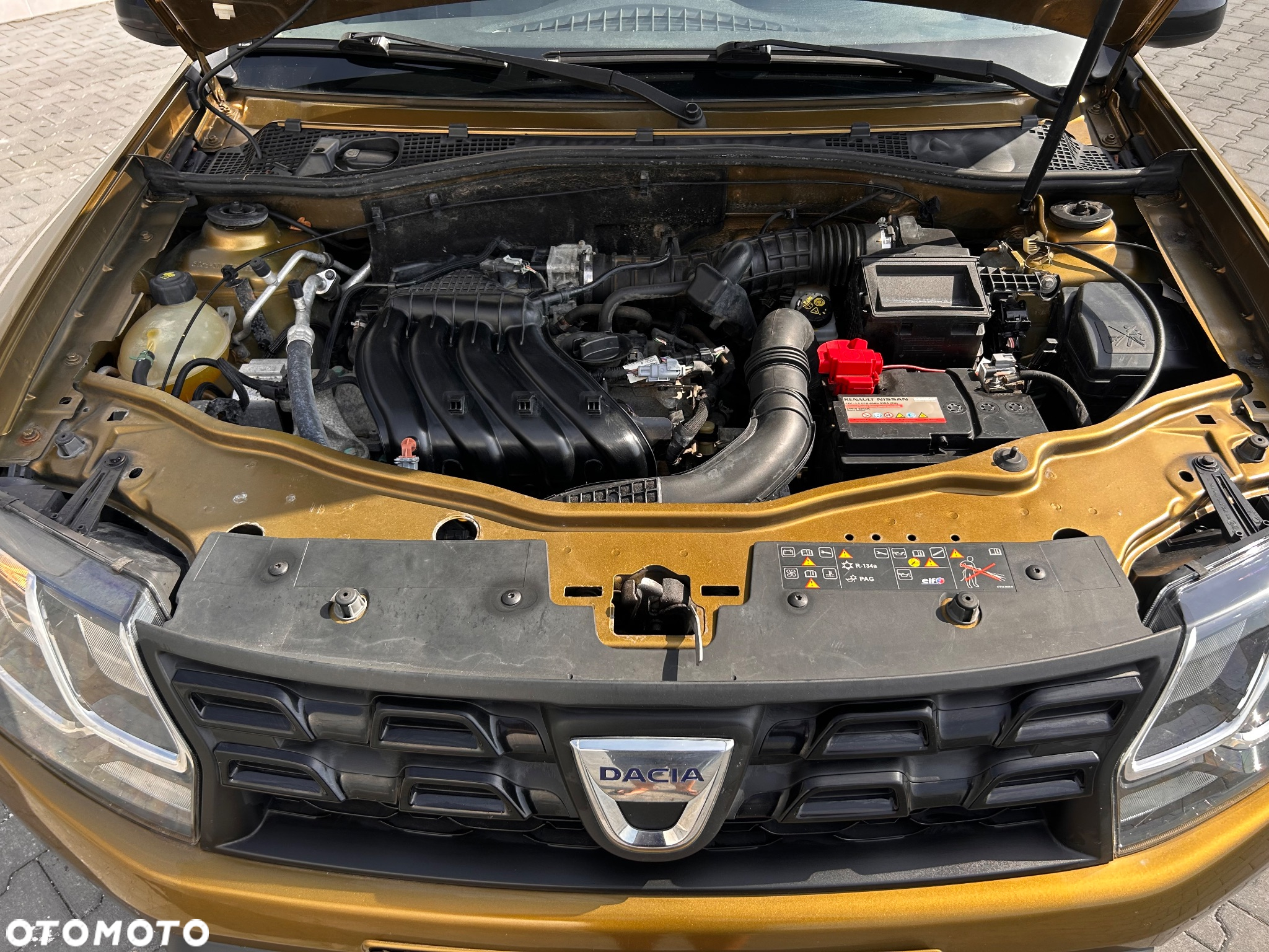 Dacia Duster 1.6 SCe Laureate S&S - 23