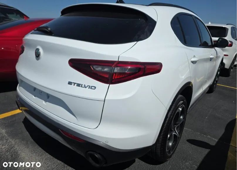 Alfa Romeo Stelvio 2.0 Turbo TI Q4 - 4
