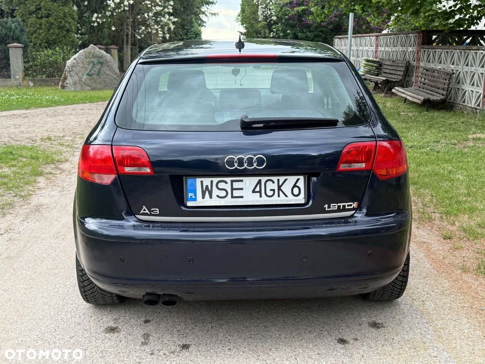 Audi A3 Sportback 1.9 TDI Ambiente - 6
