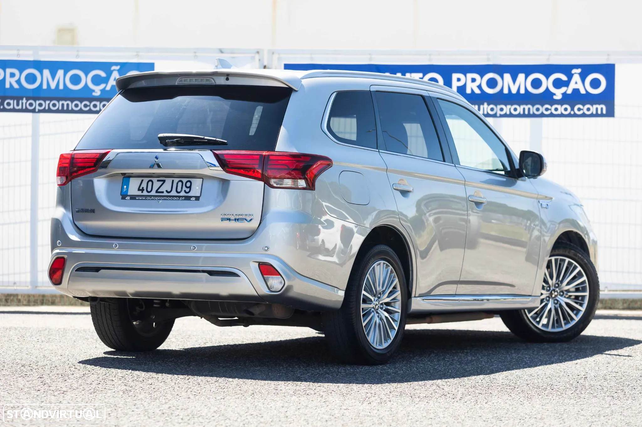 Mitsubishi Outlander 2.0 PHEV Instyle - 7