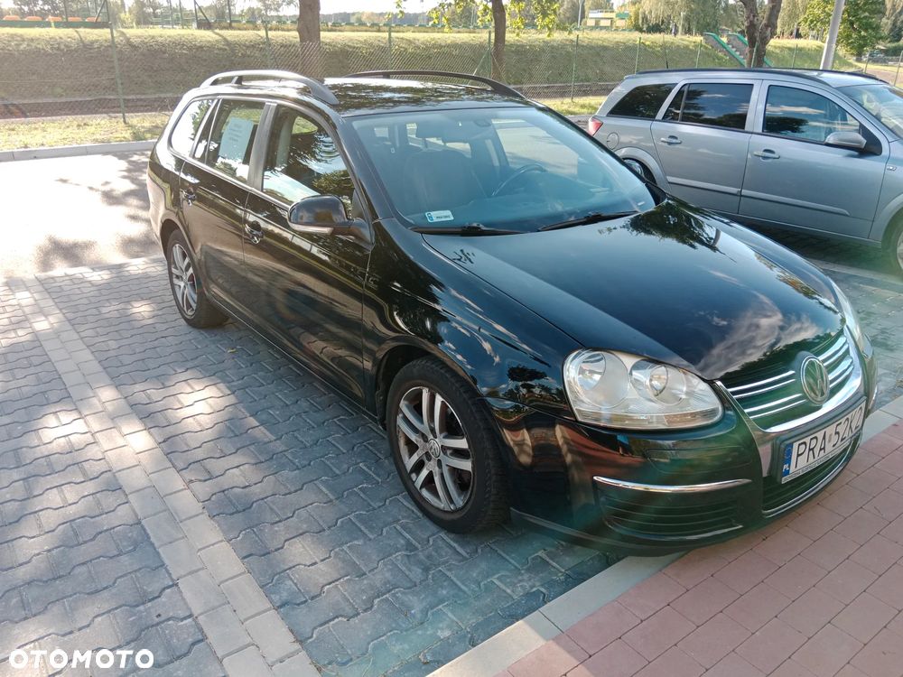 Volkswagen Golf - 2