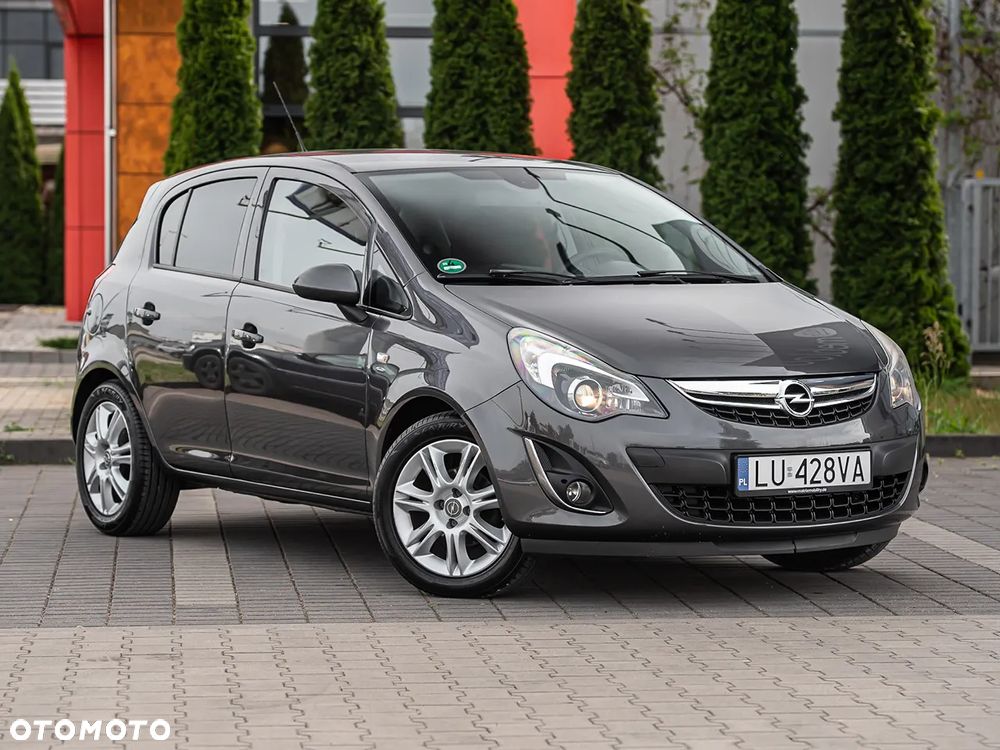 Opel Corsa 1.4 16V Innovation - 9