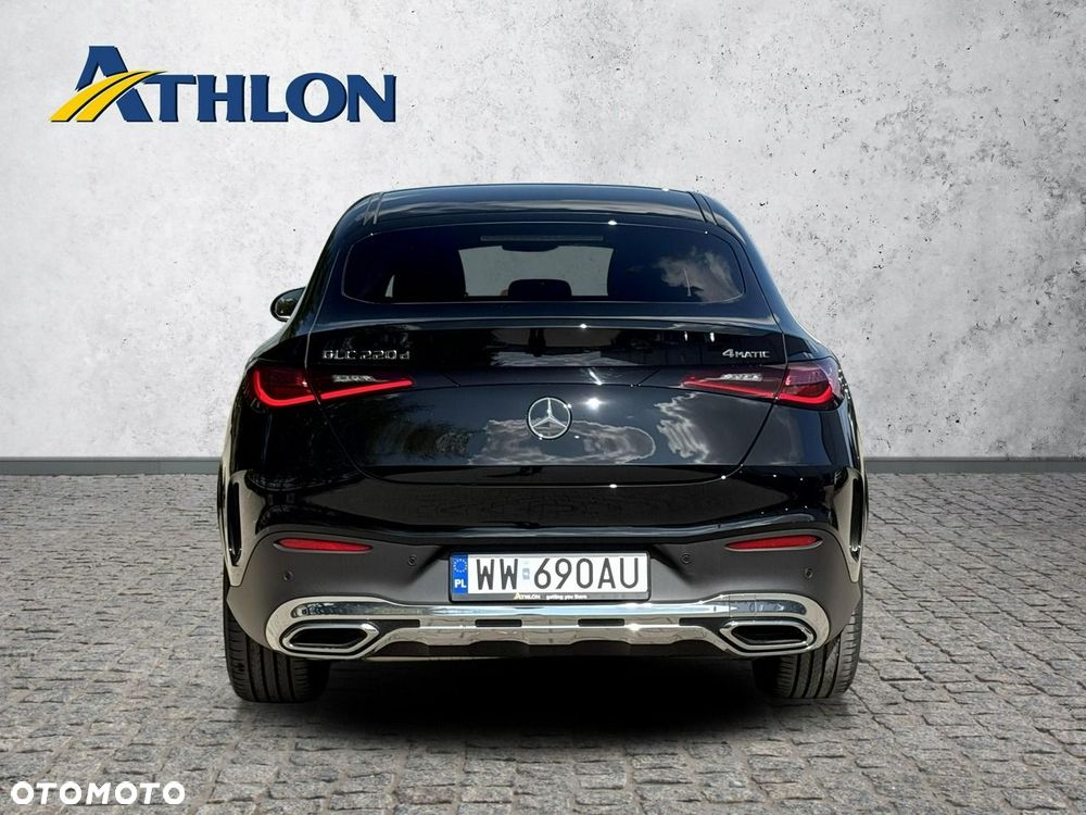Mercedes-Benz GLC 220 d 4Matic 9G-TRONIC AMG Line Advanced - 4