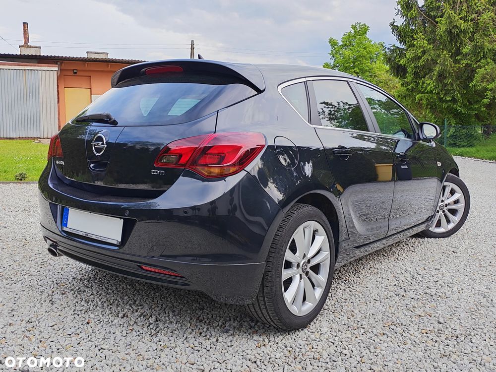 Opel Astra 2.0 CDTI DPF Automatik Innovation - 3
