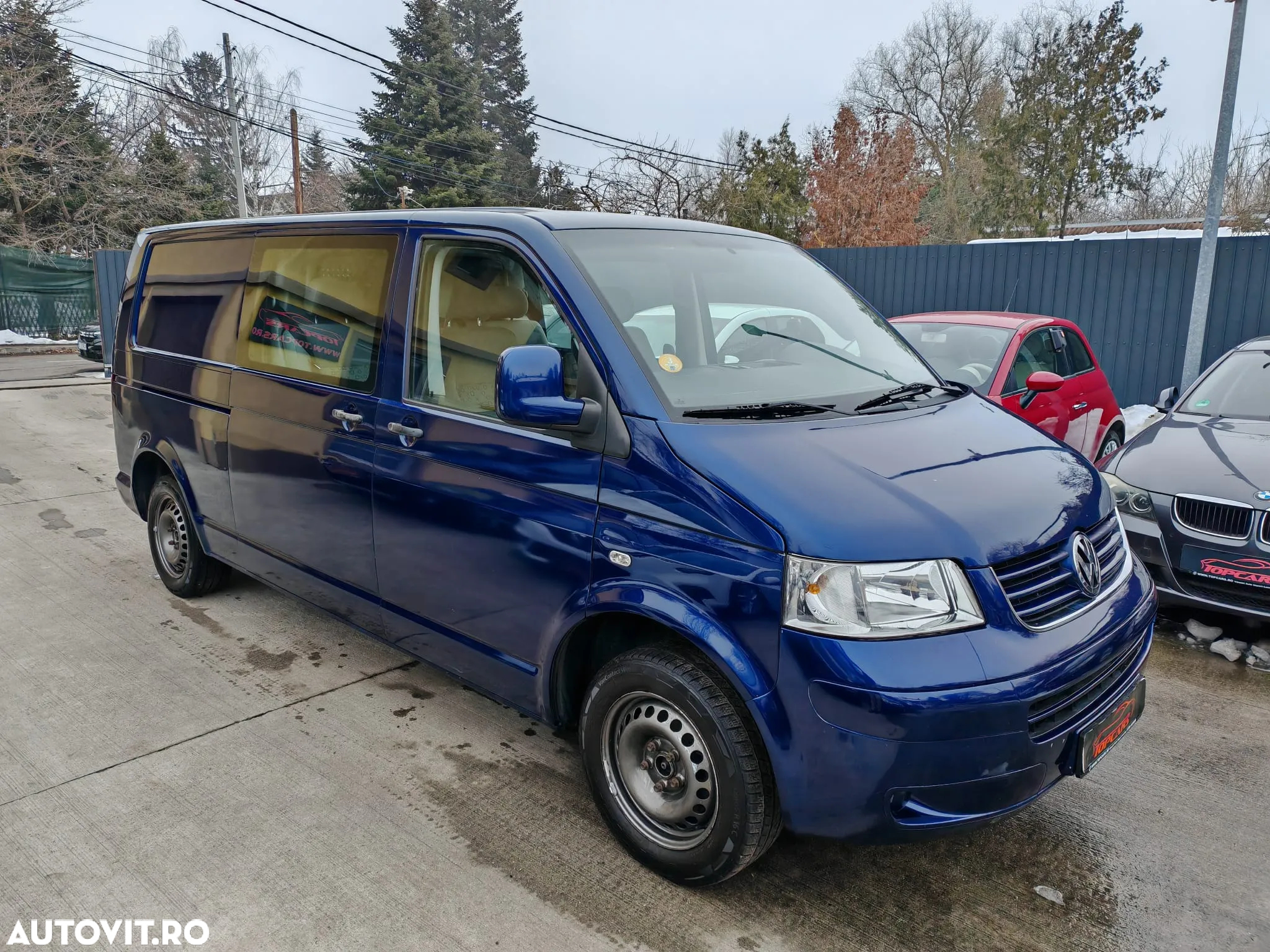 Volkswagen Transporter - 2