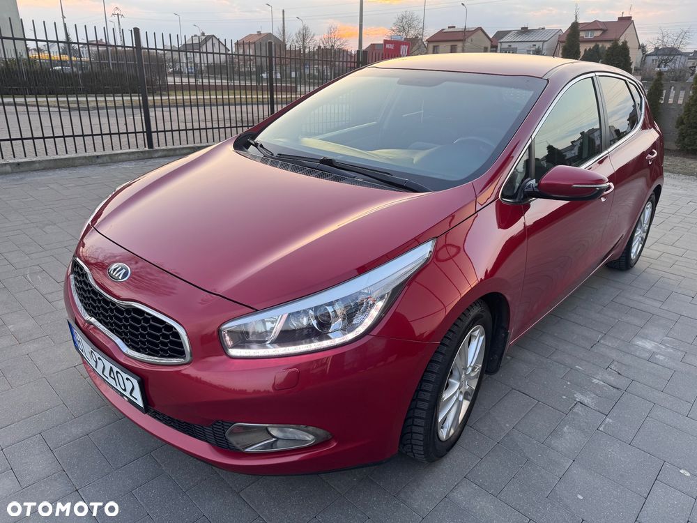 Kia Ceed 1.6 GDI Platinum Edition - 5