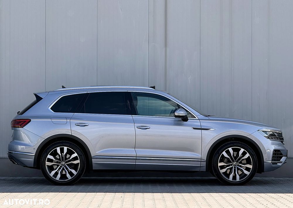Volkswagen Touareg V6 e-Hybrid OPF 4Motion Aut. Elegance FINAL EDITION - 10