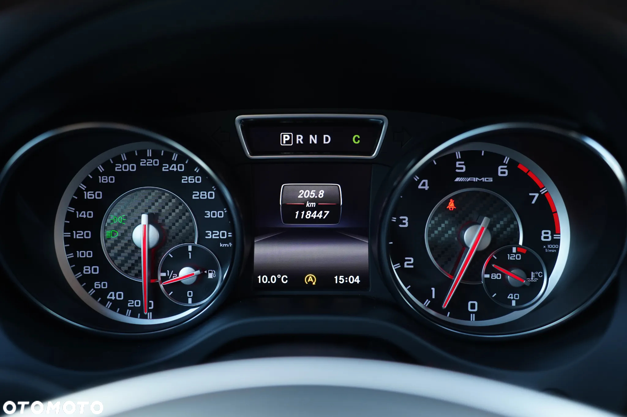 Mercedes-Benz CLA 45 AMG 4-Matic - 32