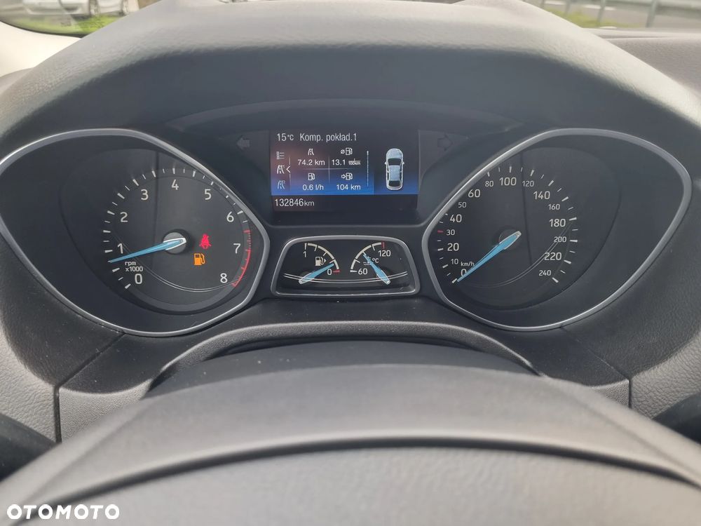 Ford Focus 1.0 EcoBoost 99g Titanium - 27