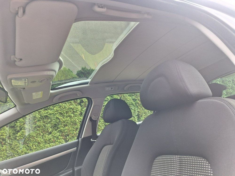 Peugeot 407 SW HDi 135 Sport - 21