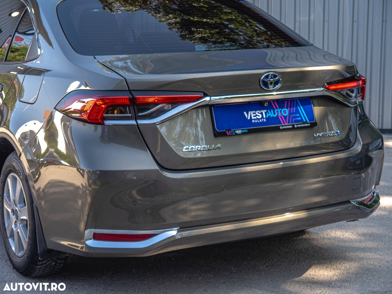 Toyota Corolla Sedan 1.8 HEV Business - 37