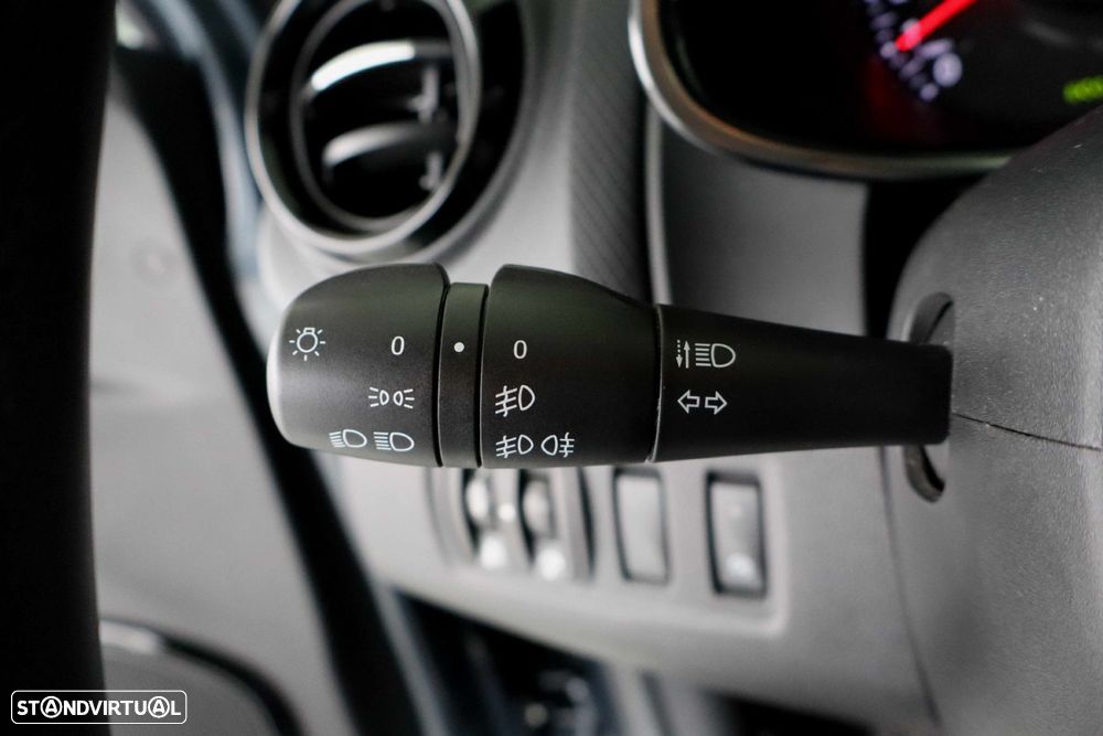 Renault Clio Sport Tourer 0.9 TCe Limited - 17