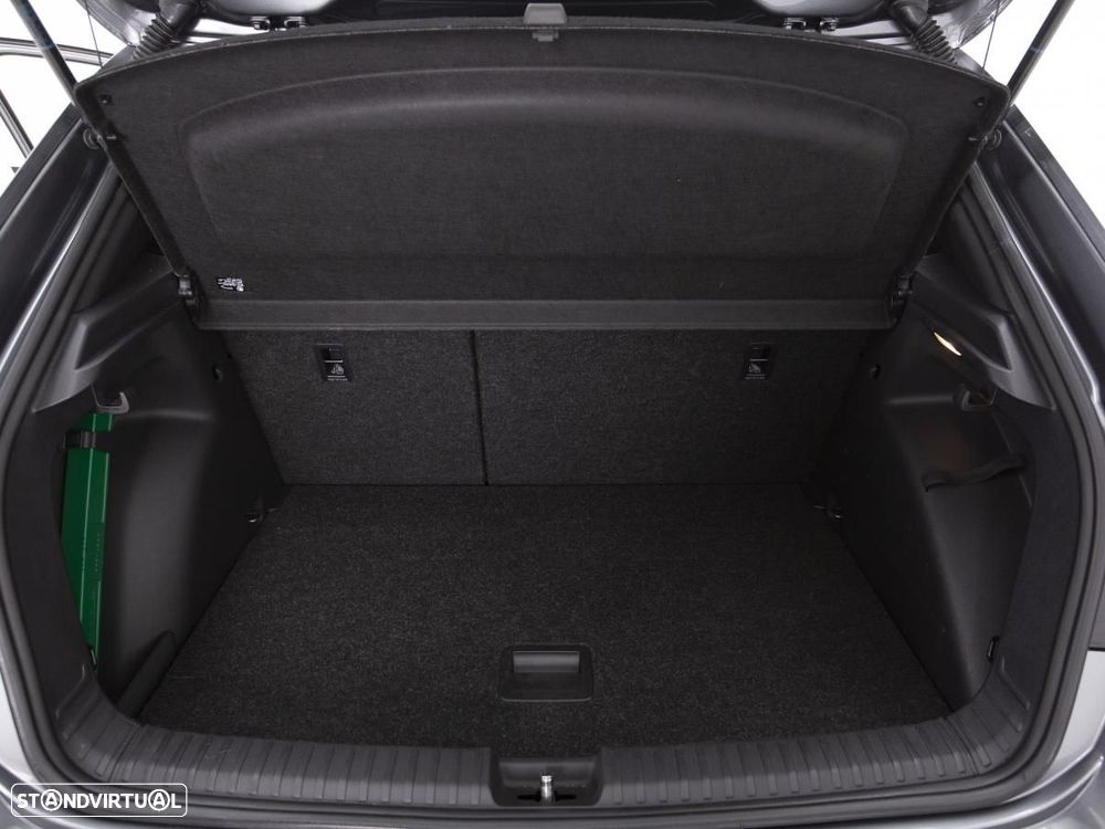 Skoda Fabia 1.0 TSI DSG Monte Carlo - 8