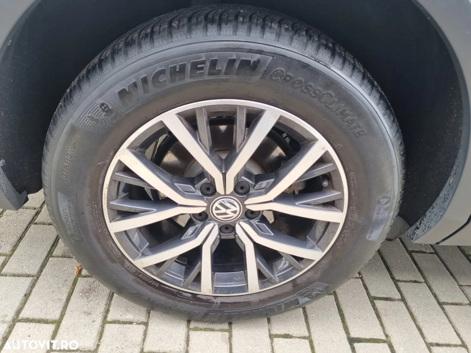 Volkswagen Tiguan 1.5 TSI ACT Comfortline - 13