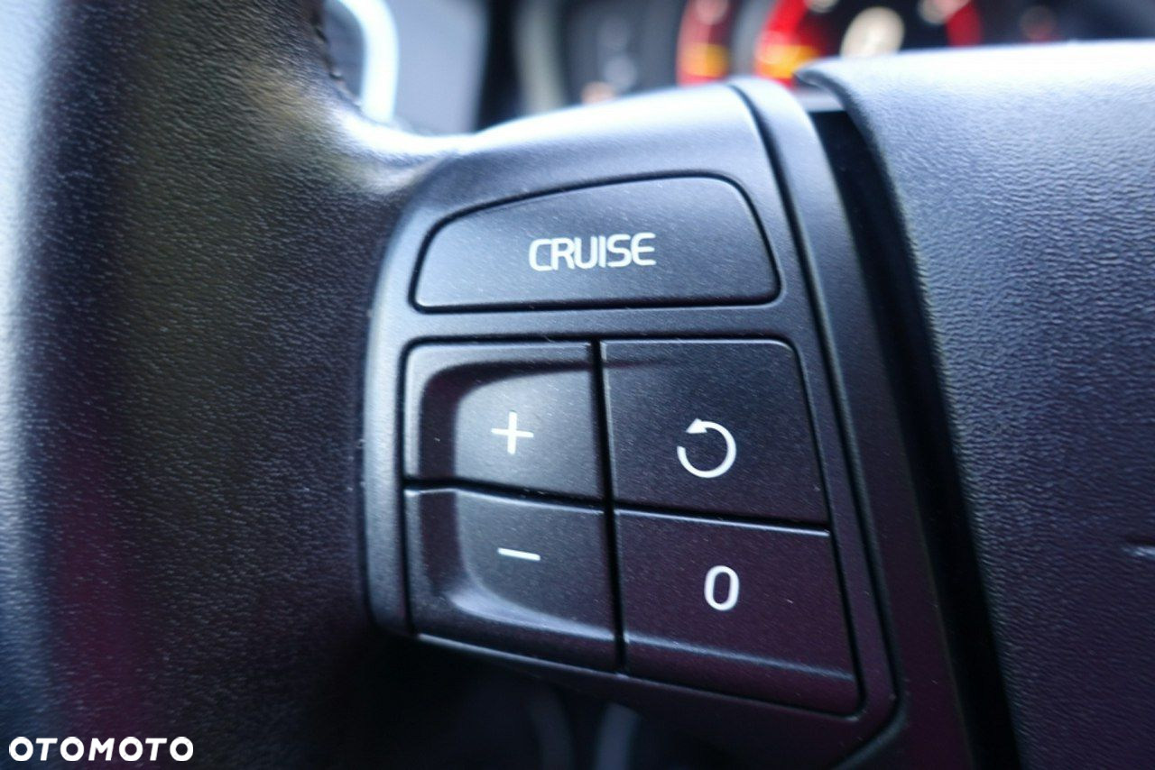 Volvo XC 60 - 22