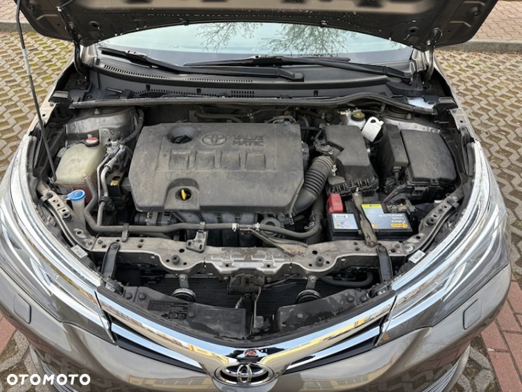 Toyota Corolla 1.6 Comfort - 16