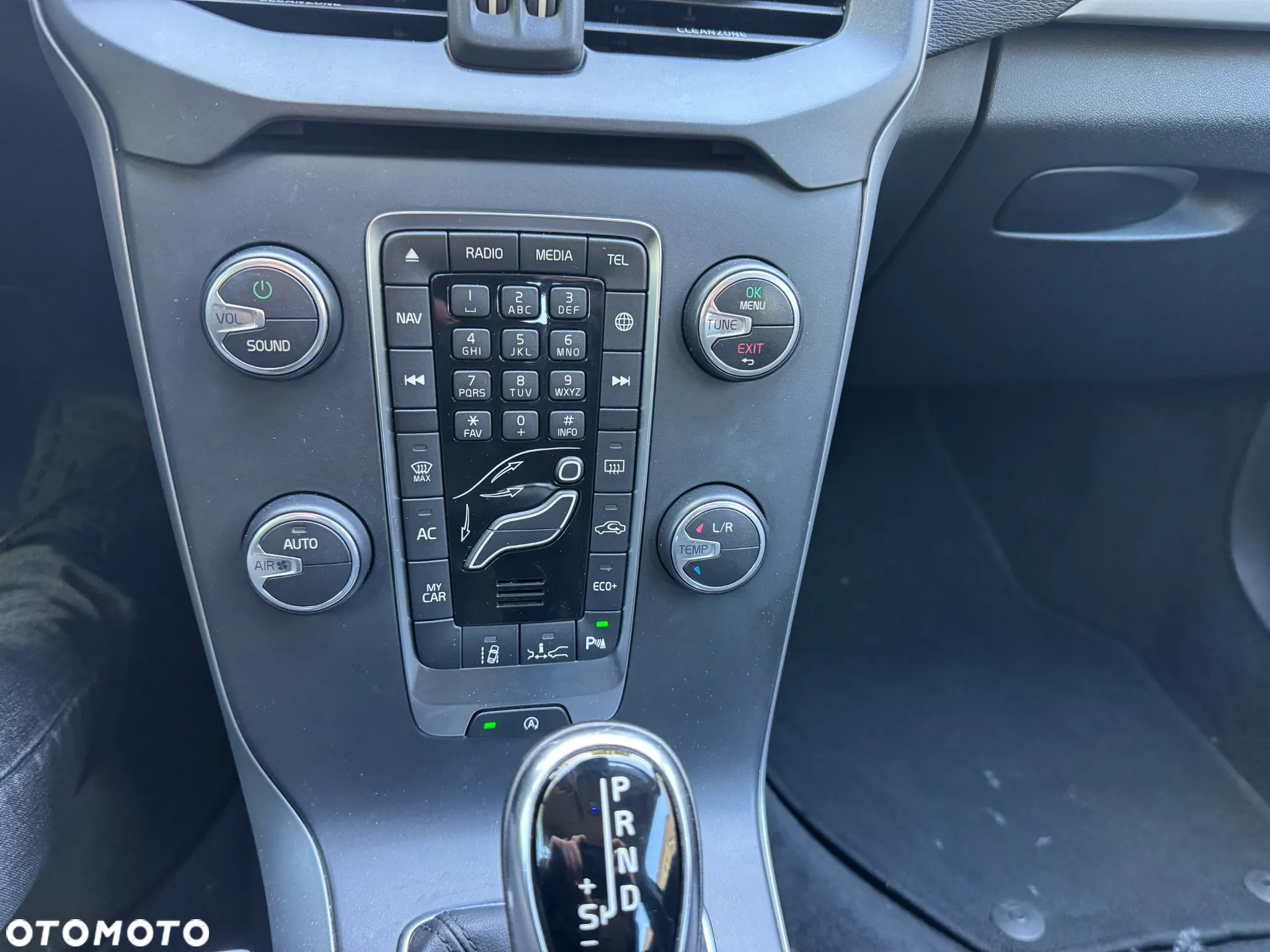 Volvo V40 D3 Drive-E Inscription - 20