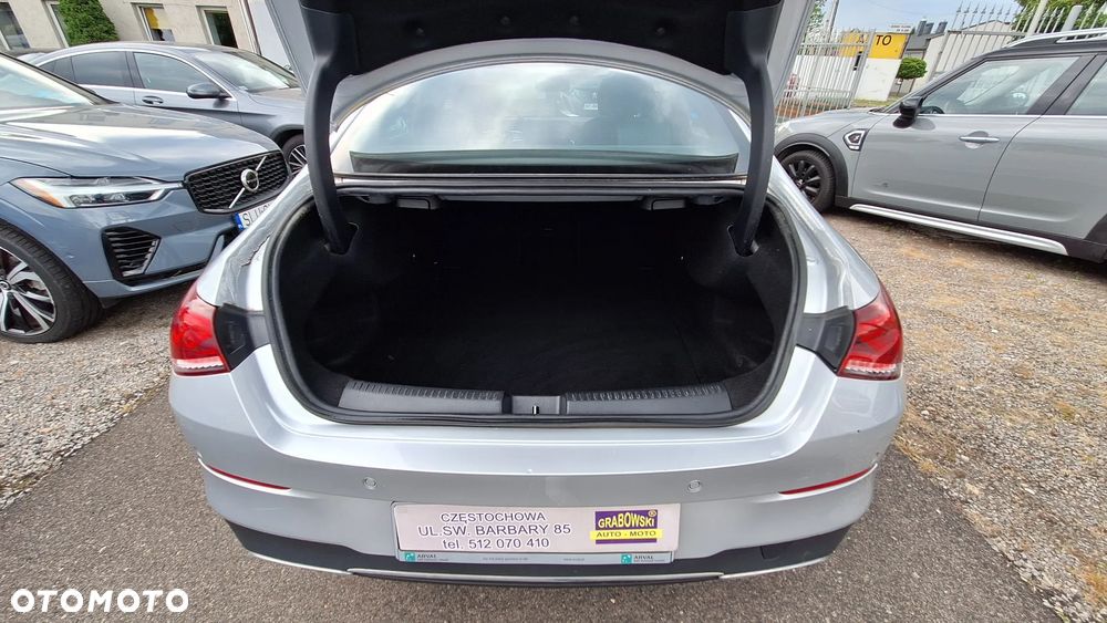Mercedes-Benz CLA 200 7G-DCT - 15