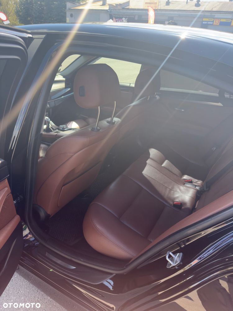 BMW Seria 5 520d - 10