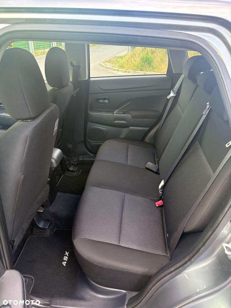 Mitsubishi ASX 1.6 ARCTIC - 15